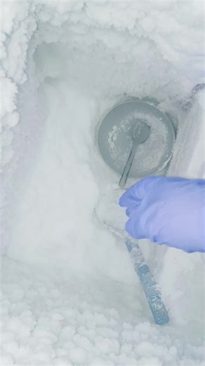 How to Remove Ice Buildup from Freezer