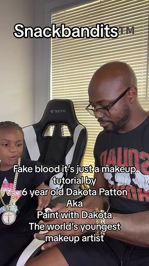 Dakota was on live yesterday doing a slit throat makeup tutorial. Thank you @Tinsley for sending everything and thank you @Mehron Makeup for everything as well and @IL MAKIAGE and Bower . Products used: Tinsley transfer, mehron makeup palette, mehron bruise wheel, ilmakiage, bower ring lights #makeupartist #worldsyoungestmakeupartist #sfx #sfxmakeup #sfxmua #princessofsfx #bowerringlight