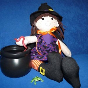 Happy Halloween everyone! Wishing you all a day full of treats not tricks! Here are some wonderful softies shared by our friends! | Funky Friends Factory