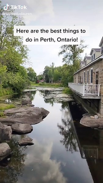 Lauren - Travel Blogger on TikTok