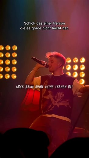 KAYEF on Instagram: "Ein Song übers Füreinander da sein ❤️ Sehen wir uns auf Tour? 🙌🏻"