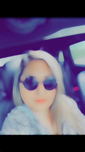 Gloria Small 🇨🇦🇯🇲 (@gloriarodriguez421)’s videos with Ms Pretty Rockstar - Kraff Gad