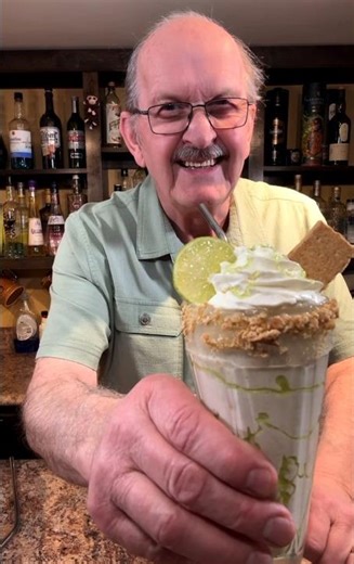 Key Lime Milkshake, Happy Milkshake Monday!