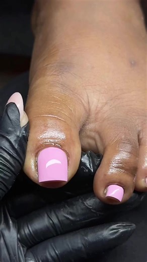 Acrylic Toes Tutorial for Nail Art Enthusiasts