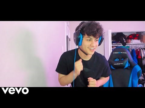 Stable Ronaldo - Freestyle feat. Clix (Official Music Video)