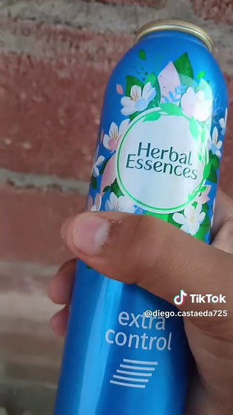 Rompiendo Cosas: Creando Espuma y Divirtiéndonos