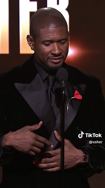 Usher Receives Quincy Jones Humanitarian Award | BMAC Gala 2024