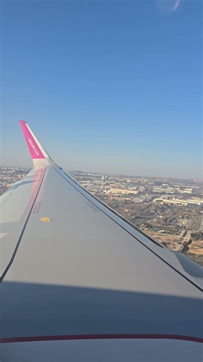Wizz Air window view ✈️ #view #airplaneview #airplanes #airplanelovers #aviation #travel #shorts
