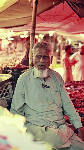 This is unfiltered Hustle - Episode 4 From dry fruits to insect medicines, Aftab Ahmed’s journey at Empress Market began in 1986 and still continues. A story of survival, change, and courage. 🐁 #unfilteredstories