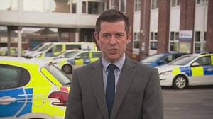 3 people dead in Wales paddleboarding incident