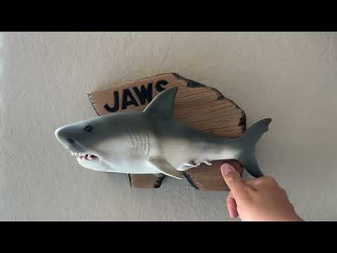 “Jaws” the singing shark