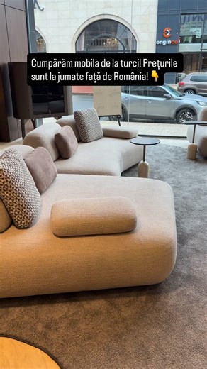 Angelica Cornea on Instagram: "Noi cumpărăm mobilă din Istanbul, din MASKO Mobilya, pentru că e una dintre cele mai mari zone de mobilă din Turcia. Practic, e un adevărat oraș al mobilei, cu sute de showroom-uri într-un singur loc. De exemplu canapeaua aceasta și fotoliile costă în jur de 3000€. Prețurile sunt mult mai mici decât în România, de multe ori chiar la jumătate, iar la capitolul modele ai de unde alege: modern, luxury, clasic, tot ce vrei. Vezi pe loc materialele, finisajele, compari