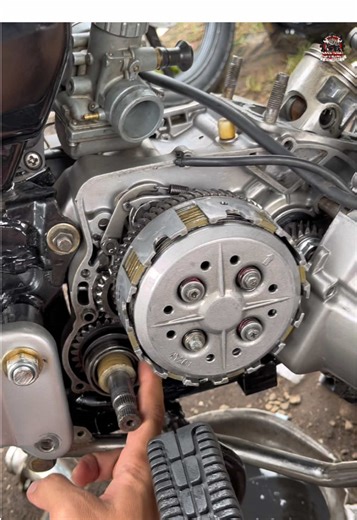 Alhamdulillah 03 Maret 2026 proses cek mesin unit rx king master 1997 sebelum kirim ke customer dari pati Jawa Tengah alhamdulillah 🤗🤲 Akun real utama TIK TOK > (mas Niko official) Akun real kedua TIK TOK > (mas okin 03/khusus live) Contact WA 085854716268 (Niko) ( tidak ada nomor lain selain nomor di atas tersebut ) #jualbelisepedamotor #jualbelirxking #rxkingnusantara #rxkingmodifikasi #rxkingindonesia