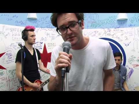 Ceremony covers Violent Femmes' "Kiss Off"