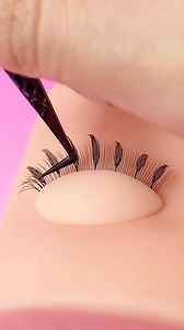 494K views · 892 reactions | Doing lash set step by step with me ...