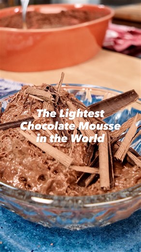 Get the recipe for Ultra-Light Chocolate Mousse here: https://bit.ly/3O0zqbU The best dessert we never make is...chocolate mousse! The promise is a light, airy scoop of chocolate. The result is often a dense pudding that's a huge pain to make. This recipe—the lightest, airiest chocolate mousse we have ever tried—solves all our problems. At Le Bon George in Paris, chef Loïc Lobet taught Chris Kimball that the secret is to use whipped egg whites, not whipped cream, as the base. Egg whites produce 