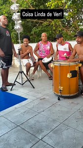1.1K views · 21K reactions | Vídeo: Coisa linda de ver. Salve o Samba! @vainer_tavares #samba #pagode #choro #axe #mpb . Cuida! | AQUI é Samba | Facebook
