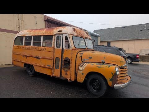 1952 Chevy 3800 / Superior Pioneer School Bus walkaround