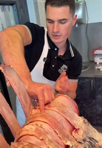 Tomahawk de basse côte : cuisson et astuces pour une viande parfaite