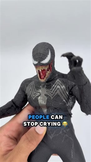 Riley Reviews on Instagram: "THE RAREST VENOM FIGURE EVER?  #reels #spiderman #hottoys #hottoyscollector #collection #actionfigures #toyreview #marvel #venom #raimivenom #blacksuitspiderman #symbiote #spiderman3 #tophergrace"