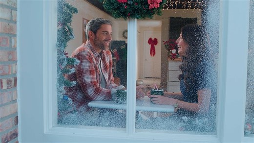 Reporting For Christmas