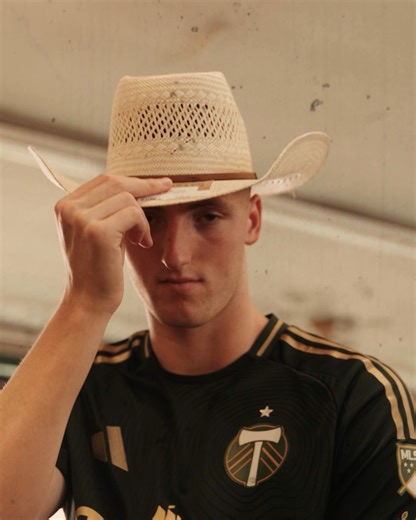 He’s just new boot goofin' 📥: bit.ly/VoteTimbers | Portland Timbers