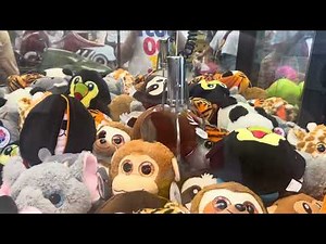 2001 Animal House Claw machine at Funarama (muted)