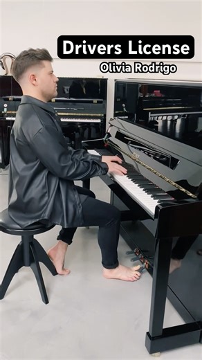 Drivers License by Olivia Rodrigo is giving me chills every single time 🥺🎹 #emotional #pianocover