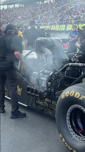 Light em' up! 💨💨 #NHRA