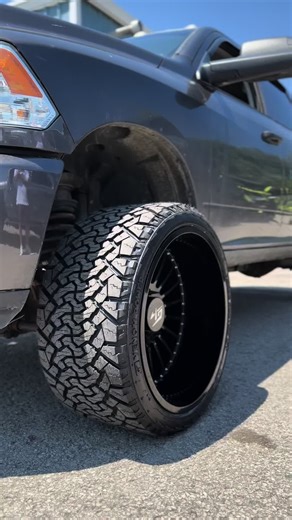 Ram 2500 rolling on: - 24x14 GT Offroad Strike gloss black - 33” Venom Terra Hunter XT #trucks #canada #ontario #barrie #truck #trucksoftiktok #ram #fyp #followus
