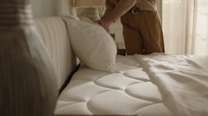 DreamCloud 12" Twin Mattress - Luxury Hybrid Gel Memory Foam - 365 Night Trial - Premium Pressure-Relieving Layers - Forever Warranty - Mattress in a Box - CertiPUR-US Certified