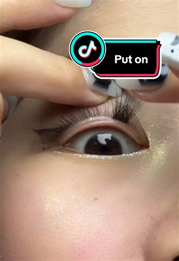 How to Properly Apply Eyelash Extensions