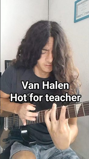 🎸Van Halen - Hot for teacher (main riff) #guitar #rock #80srock #eddievanhalen #guitartapping #music