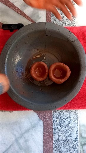 Wet Earthy Red Clay #shorts #shortsfeed #trending #youtubeshorts #asmr #redclay