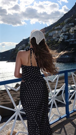 Seamless bra styling hack for every outfit