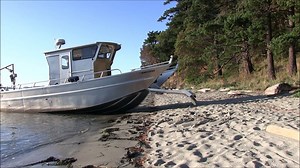 93 reactions · 63 shares | Someone challenged us to climb on fine sand while carrying a heavy load. Well here you go, The cabin has been powered forward and weighs about 2500 pounds, and Just like our other "beach walking" video this one is sped up 4X and not reversed (as some have suspected) The original video is about 4 minutes long. We increased the speed so as not to bore our audience....enjoy! | Hard Drive Marine | Facebook