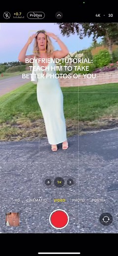 What to tell your boyfriend so that he takes better photos of you for Instagram. #boyfriendtutorial #takebetterphotos #howtotakepictures #howtotakeaphoto #instagramphotoideas #instagramphototips