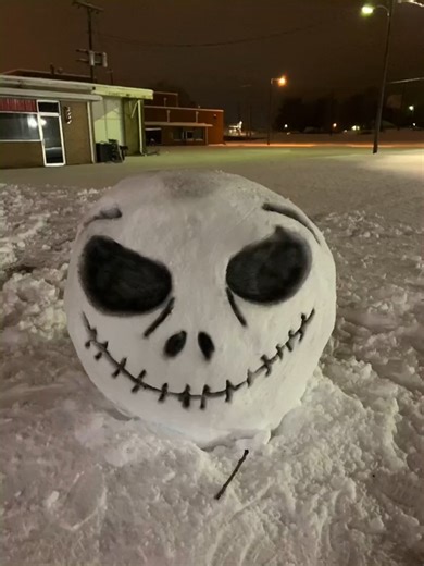 snow men are overrated 😎 #jackskellington #snowman #snowday #snowsculpture #sculpting #fyp | Jack Skellington Addict