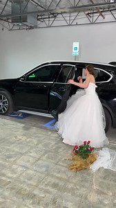 85K views · 671 reactions | Brides wedding dress gets stuck by car!! #reels | Simulated Reality | Facebook