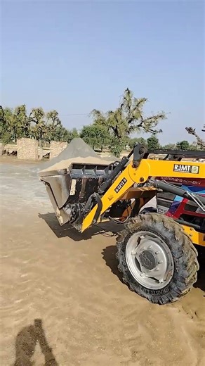 Mahindra loader ful pocket load#tractor #mihindra