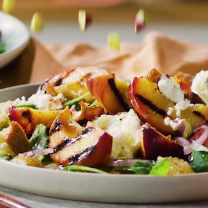 71 reactions | Make snacking an occasion by serving your salad with some grilled local peaches. Or by adding large slices to a freshly made fruit pop. Either way, the summer swelter’s got nothing on us. | Zehrs | Facebook