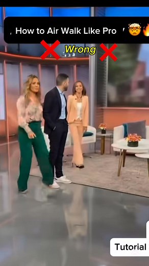 148K views · 873 reactions | Slick back Tutorial ( 3 easy steps) ✅ #slickback #howto #dance #easytutorial | Tellopiano | Facebook