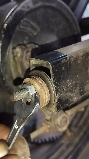Easy Super! DIY Old Bike 🛵 Chassis Repair Trick – 3 Washer Tightening Method (Box Spanner Fix) 🔧🔩