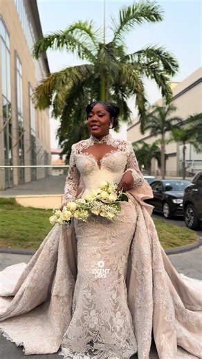 WHITE WEDDING A well modeled styleeventsgh production job in #ForeverKwatemaaAndNana Planner: @styleeventsgh Coordination: @styleeventsgh DECOR & STYLING Decor: @stylishsueno Rental : @pretttywoman_pretty Backdrop decor: @the_creativa_studio GLAM TEAM Makeup : @reggies_makeovers Hairstylist: @she.boss1 HairExtension: @veeshairextension PreweddingM &H @immaculate_faces MEDIA Photography: @focusandblur Videography: @blaqeyeconceptsglobal Creative & Art Direction: @1dapperjayden_ Preweddingphotogra