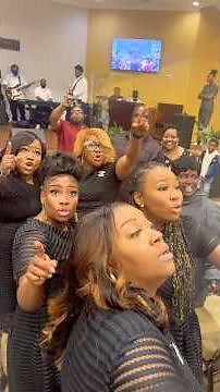 Lisa Knowles-Smith and The Brown Singers- “You Been Good” LIVE in Kokomo, MS