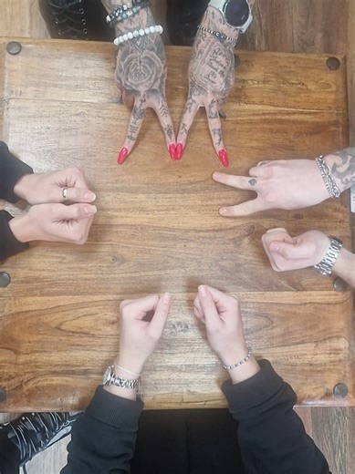 This was fun to do!! #funnytiktok #familygame #challenge #viral #play @Reanne Louise❤️ @keira