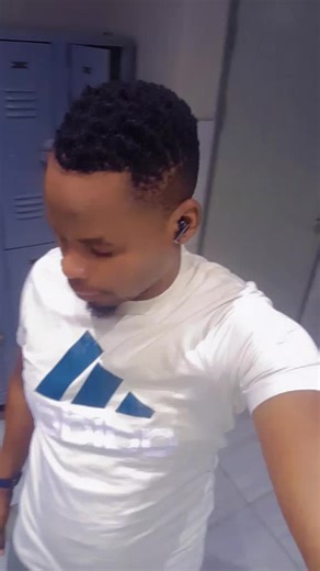 smart Wood 🇮🇹🇮🇹 (@wood1970.0)’s videos with Mukwambo - Mbeu