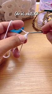 101K views · 1.3K reactions | ✨ Crochet a snowflake in minutes! ❄ Only 3 rows, super easy and quick — perfect for last-minute Christmas decor 臨 #crochet ##christmasmagic #snowflakes | Rodi Crochet Studio | Facebook