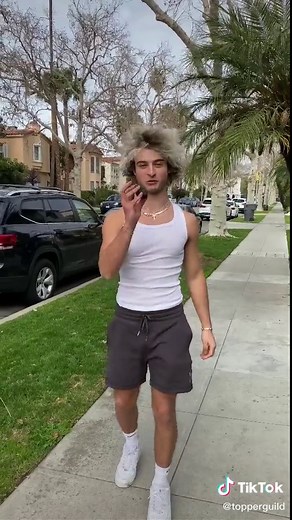 Fake rock through windshield prank 😂 he said it was his moms car at the end @chefboybonez