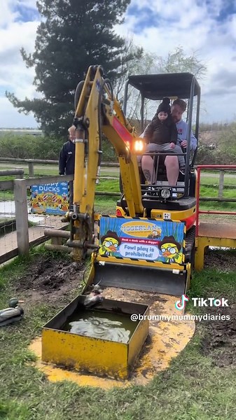 Explore Diggerland Yorkshire: A Unique Theme Park Experience